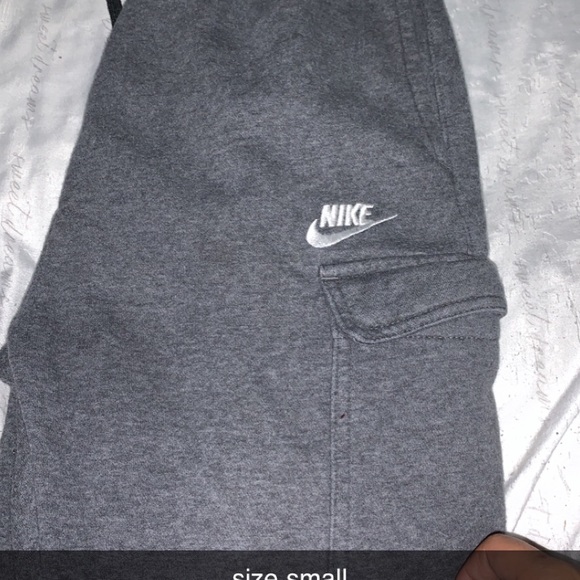 nike sweat pants with pockets on leg - Picture 1 of 1